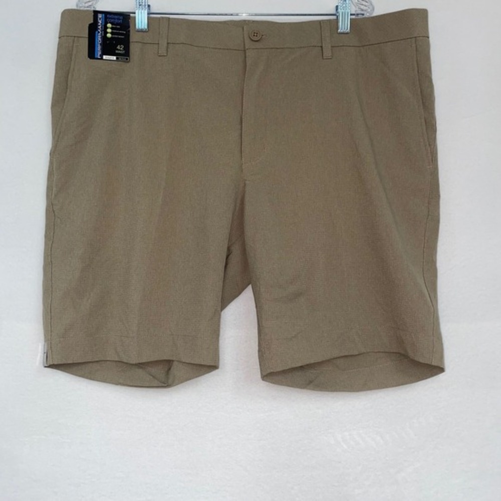 Roundtree & Yorke Performance Shorts Moisture Wicking Comfort Stretch 42 Brown